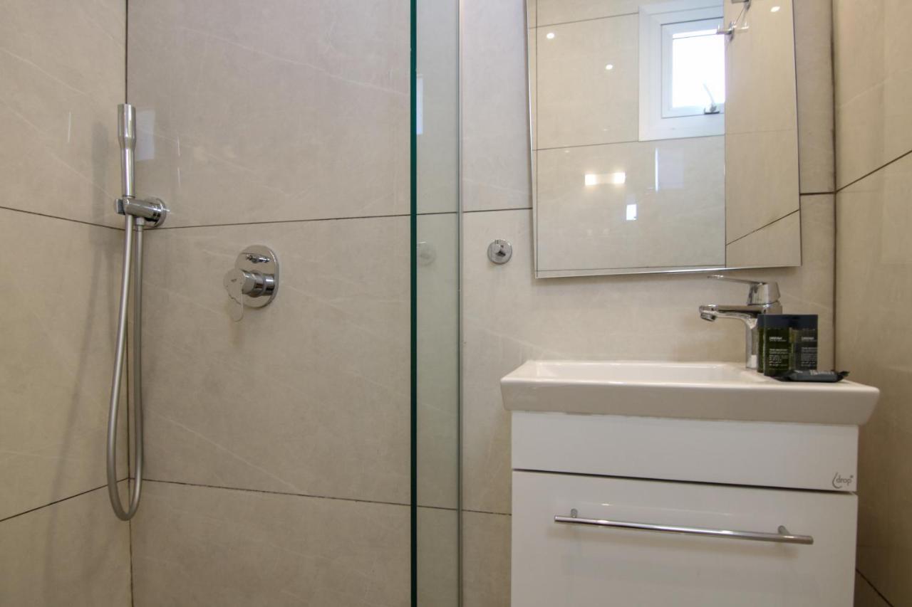 Ferienwohnung Phaedrus Living - Seaside Luxury Flat Harbour 109 Paphos Exterior foto